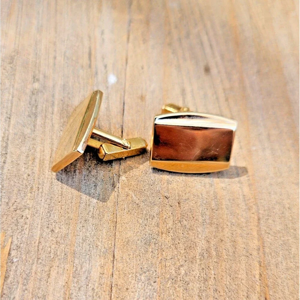 Vintage Anson Polished Gold Cufflinks